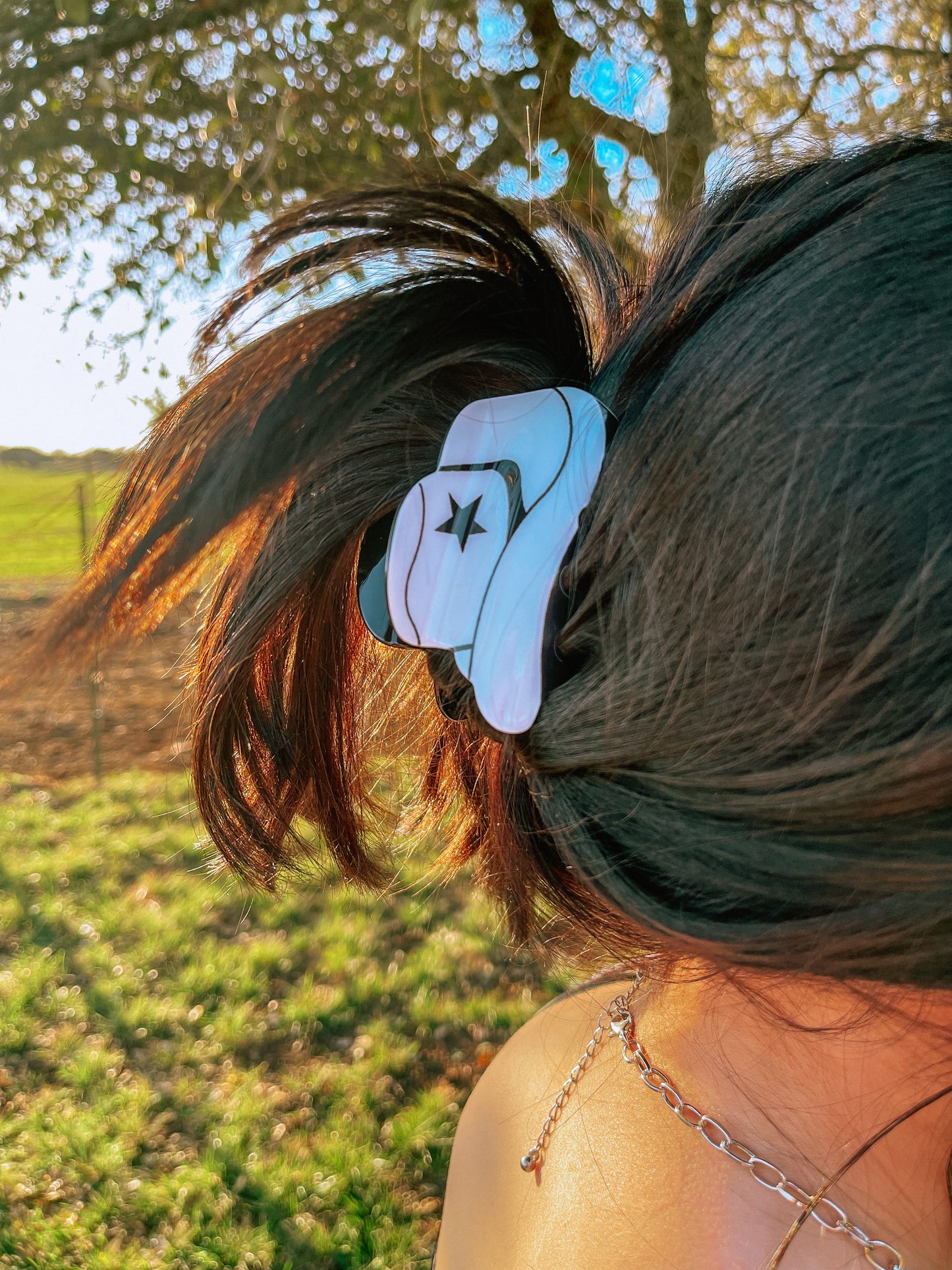 White Hat Hair Clip